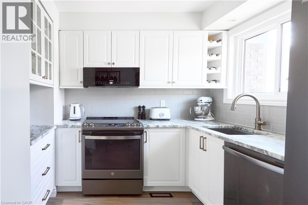 46 CEDARWOODS Crescent Unit# 27 thumbnail 8