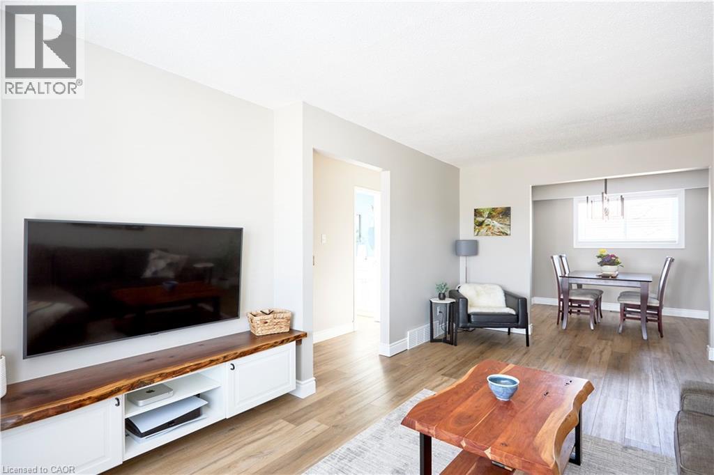 46 CEDARWOODS Crescent Unit# 27 thumbnail 5