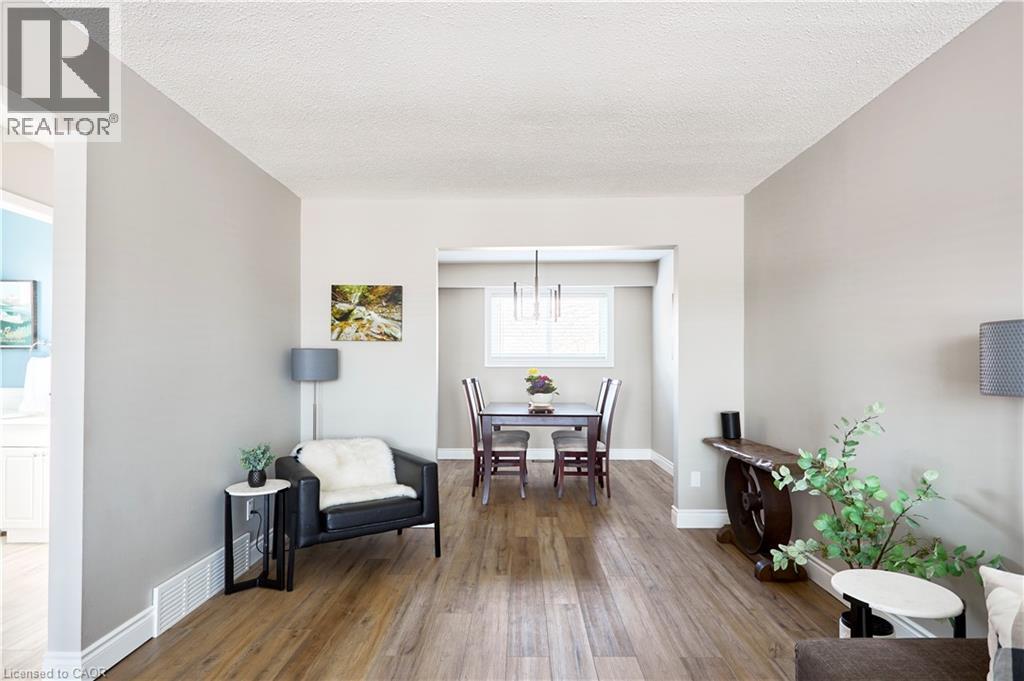 46 CEDARWOODS Crescent Unit# 27 thumbnail 6