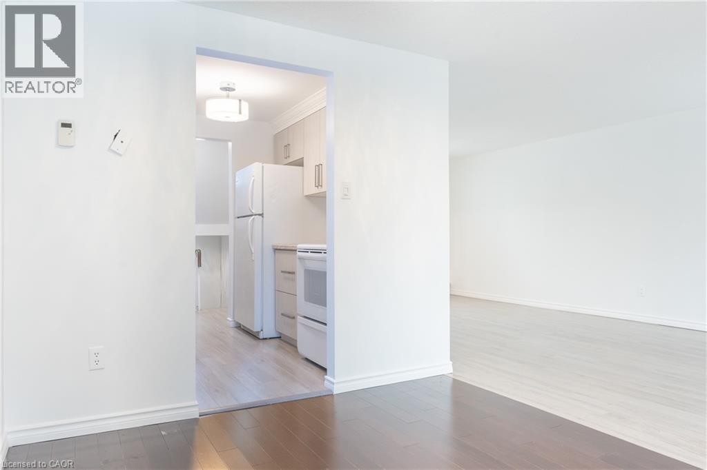 643 ALBERT Street Unit# 2 thumbnail 11