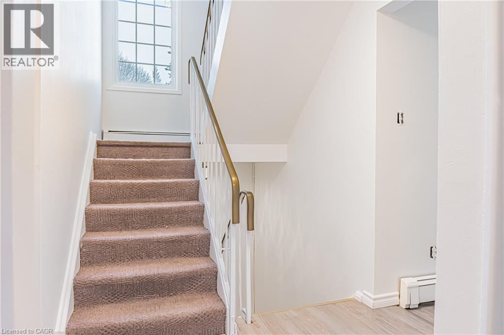 643 ALBERT Street Unit# 2 thumbnail 13