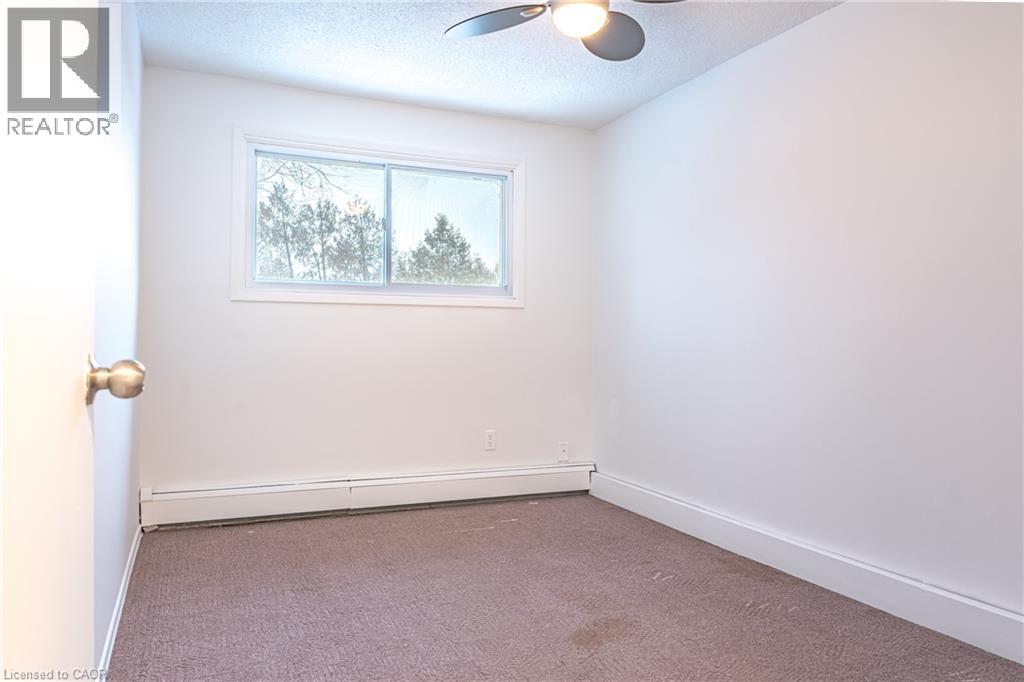 643 ALBERT Street Unit# 2 thumbnail 18