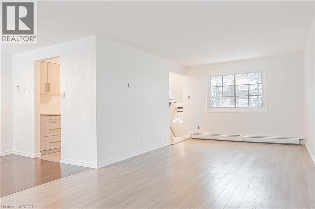 643 ALBERT Street Unit# 2 thumbnail 4