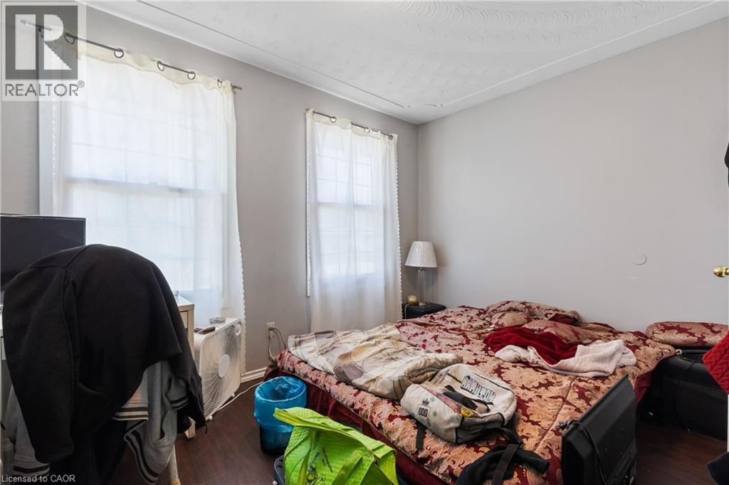 23 AMHERST Drive thumbnail 10