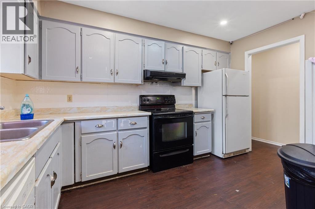 23 AMHERST Drive thumbnail 7