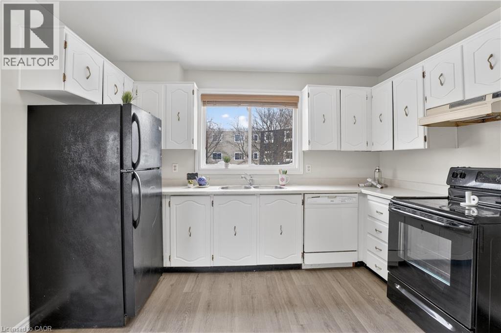 60 ELMSDALE Drive Unit# 66 thumbnail 14