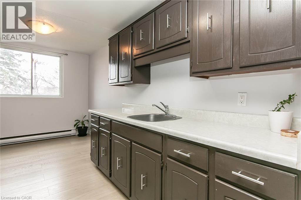 4 AVALON Place Unit# 308 thumbnail 9