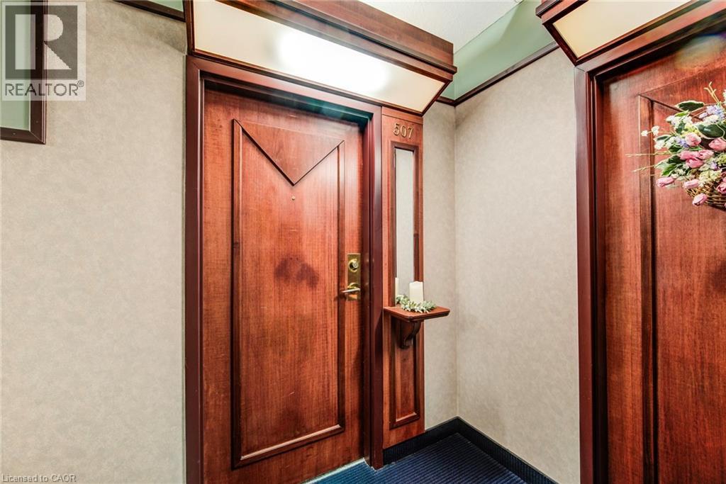 405 ERB Street W Unit# 507 thumbnail 7