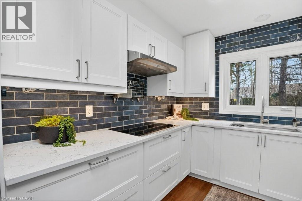 54 DEERWOOD Crescent thumbnail 15