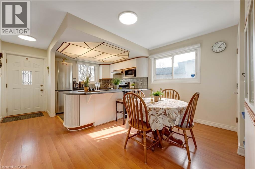 72 ST JEROME Crescent thumbnail 12