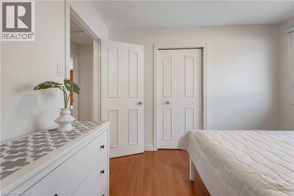 72 ST JEROME Crescent thumbnail 16