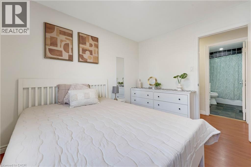 72 ST JEROME Crescent thumbnail 17