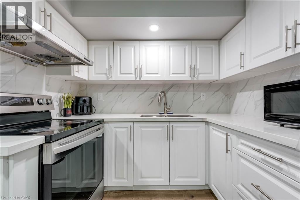 72 ST JEROME Crescent thumbnail 27