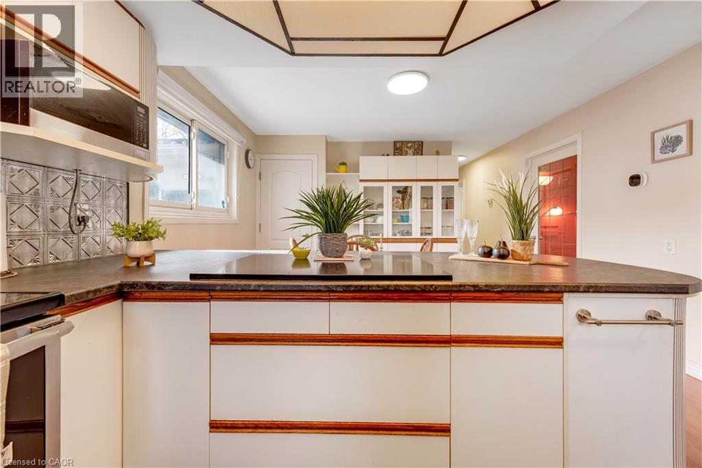 72 ST JEROME Crescent thumbnail 6