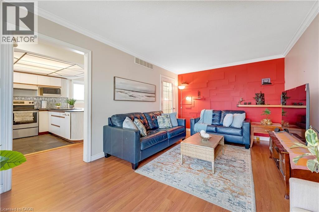 72 ST JEROME Crescent thumbnail 9