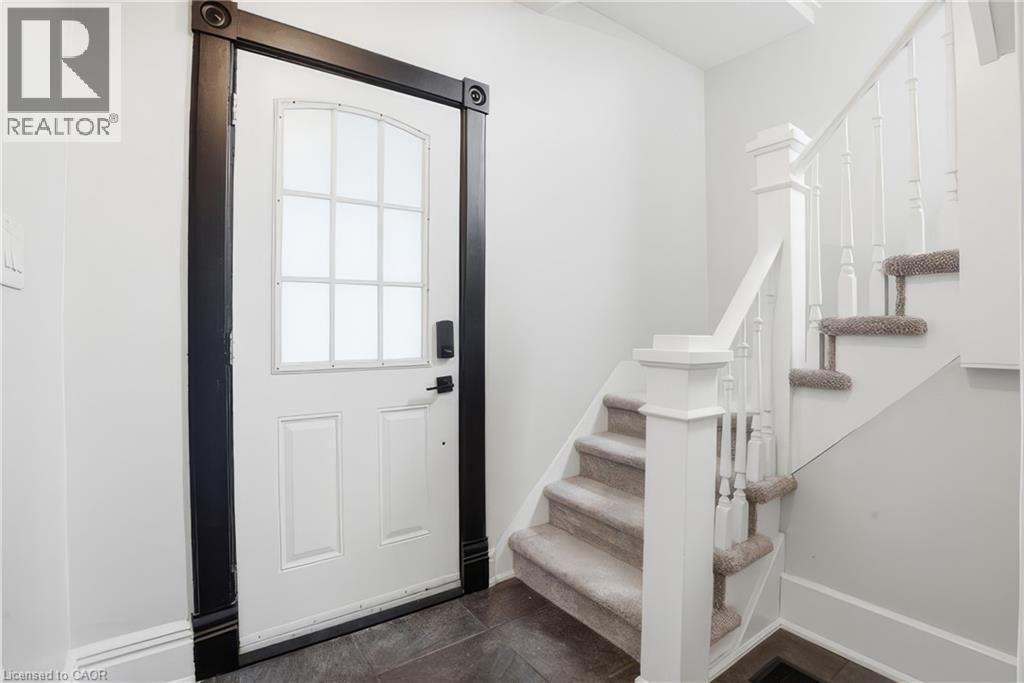 742 VINE Street thumbnail 3