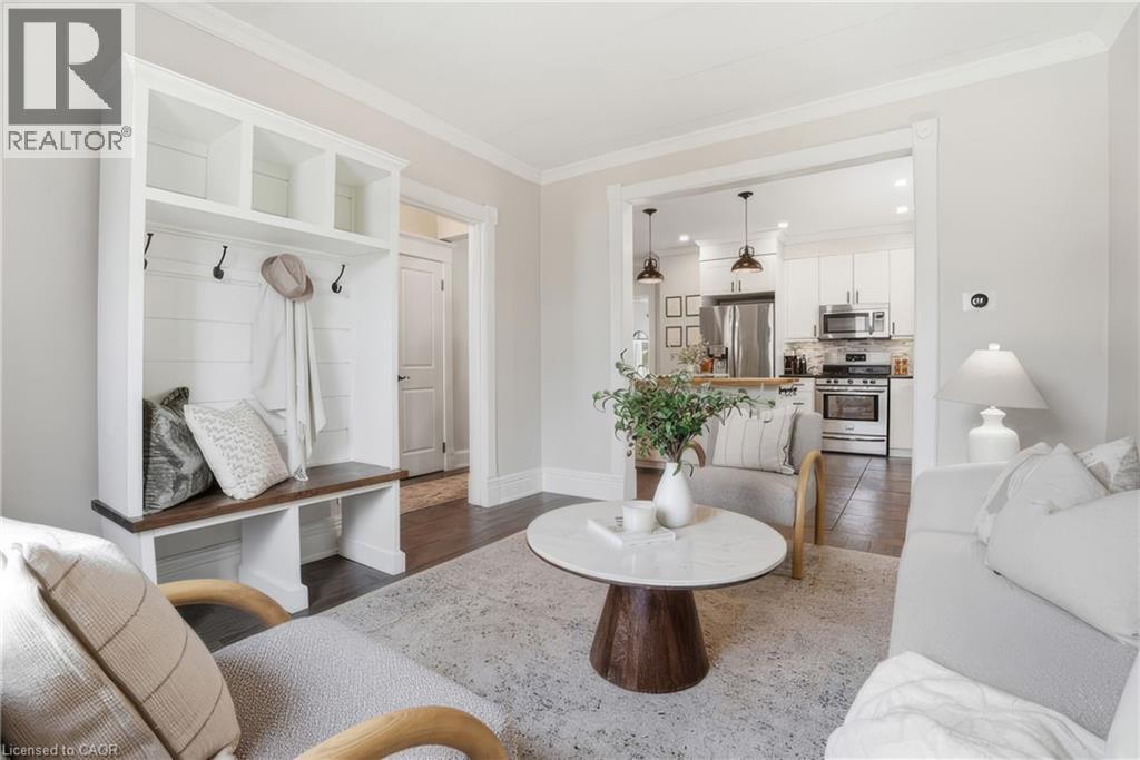 742 VINE Street thumbnail 7