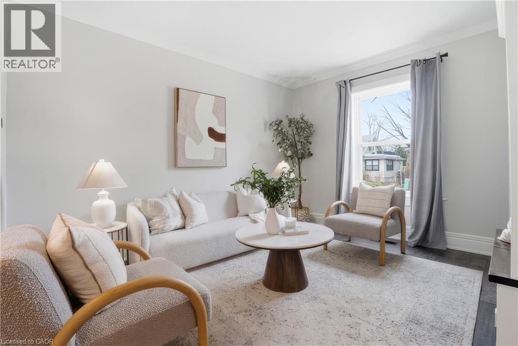 742 VINE Street thumbnail 6