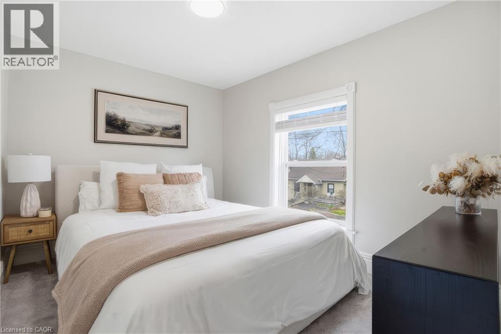 742 VINE Street thumbnail 21