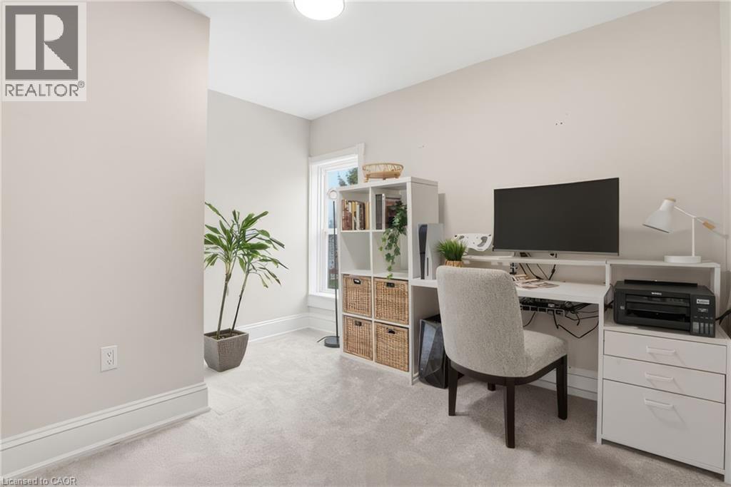 742 VINE Street thumbnail 24