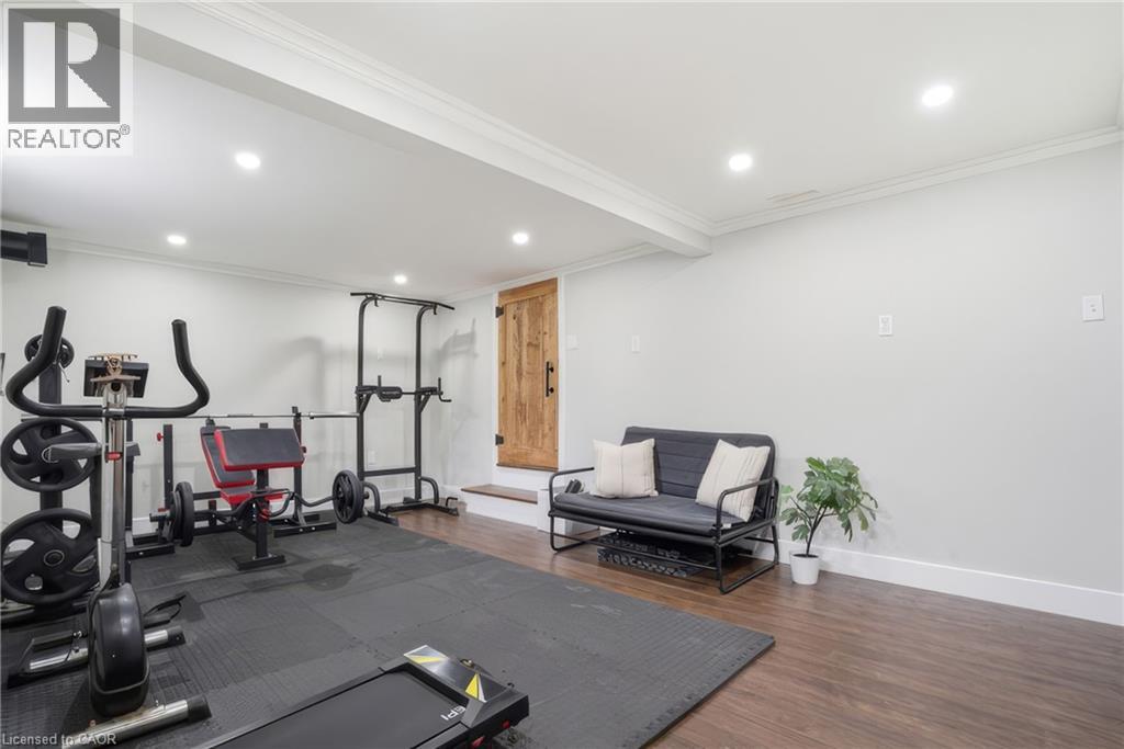 742 VINE Street thumbnail 31