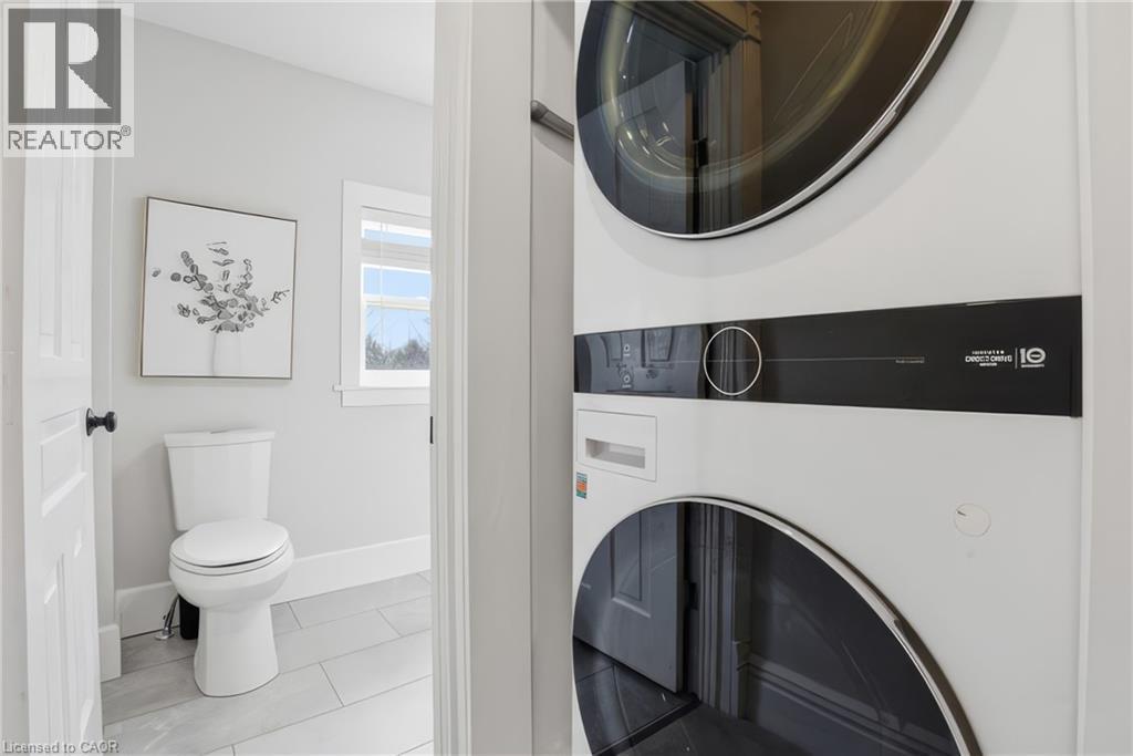 742 VINE Street thumbnail 30