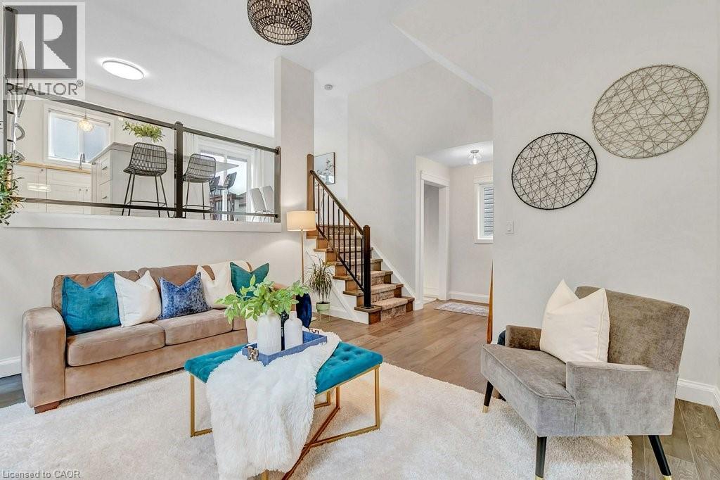 62 TOTTENHAM Street thumbnail 9