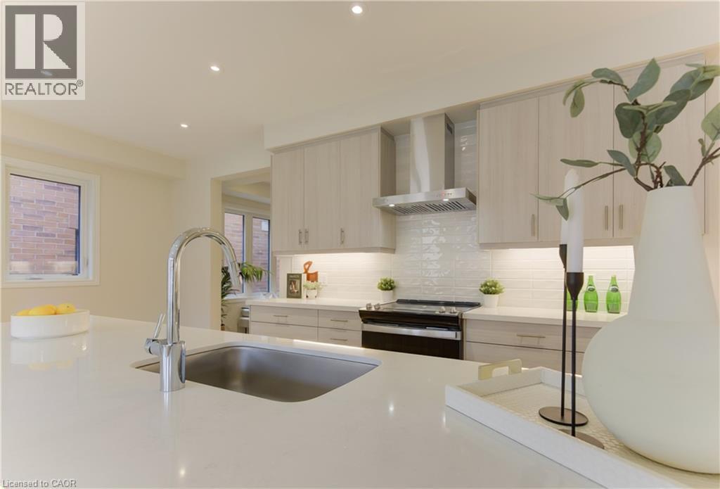 39 GUERNSEY Drive thumbnail 6