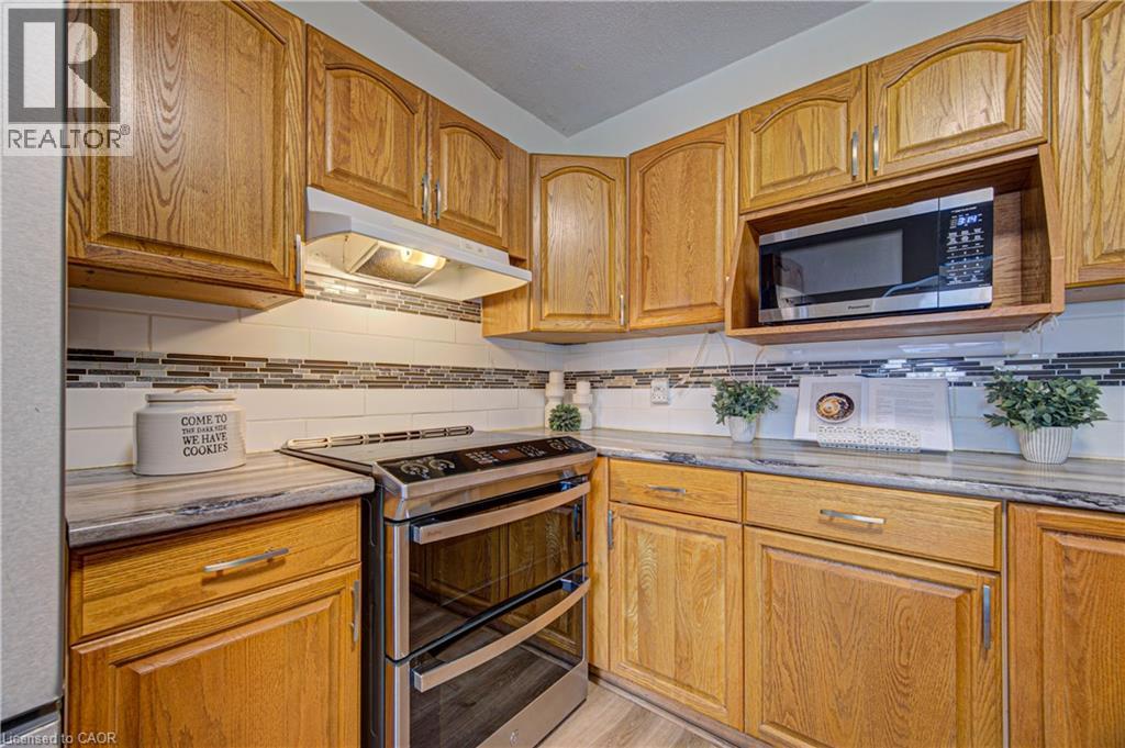 18 KAY Street thumbnail 19