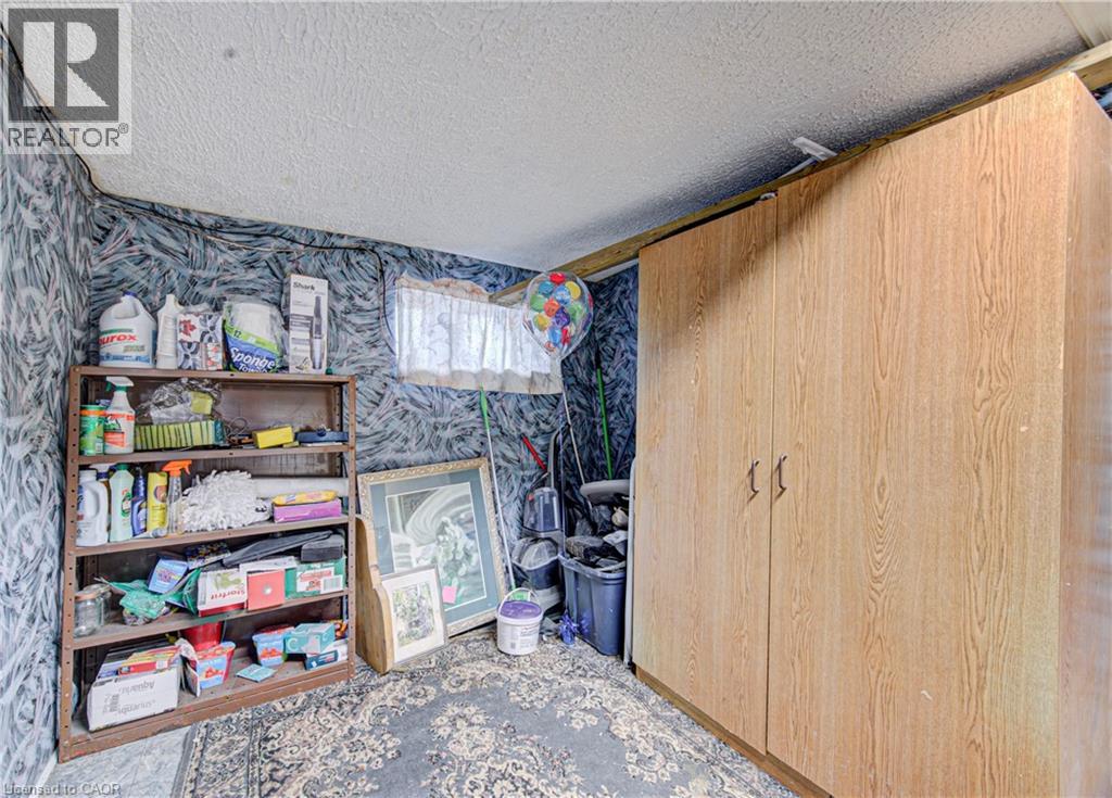 18 KAY Street thumbnail 42