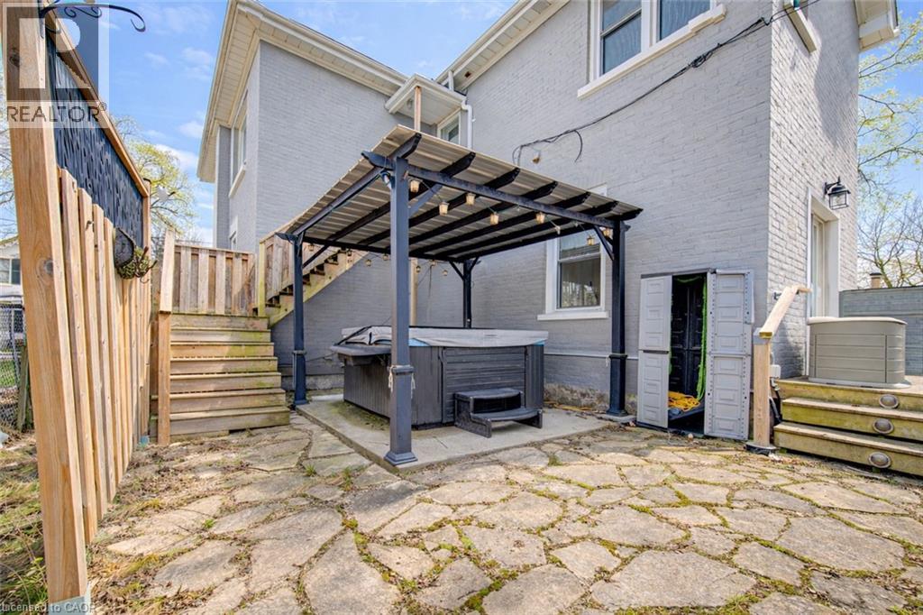 18 KAY Street thumbnail 6