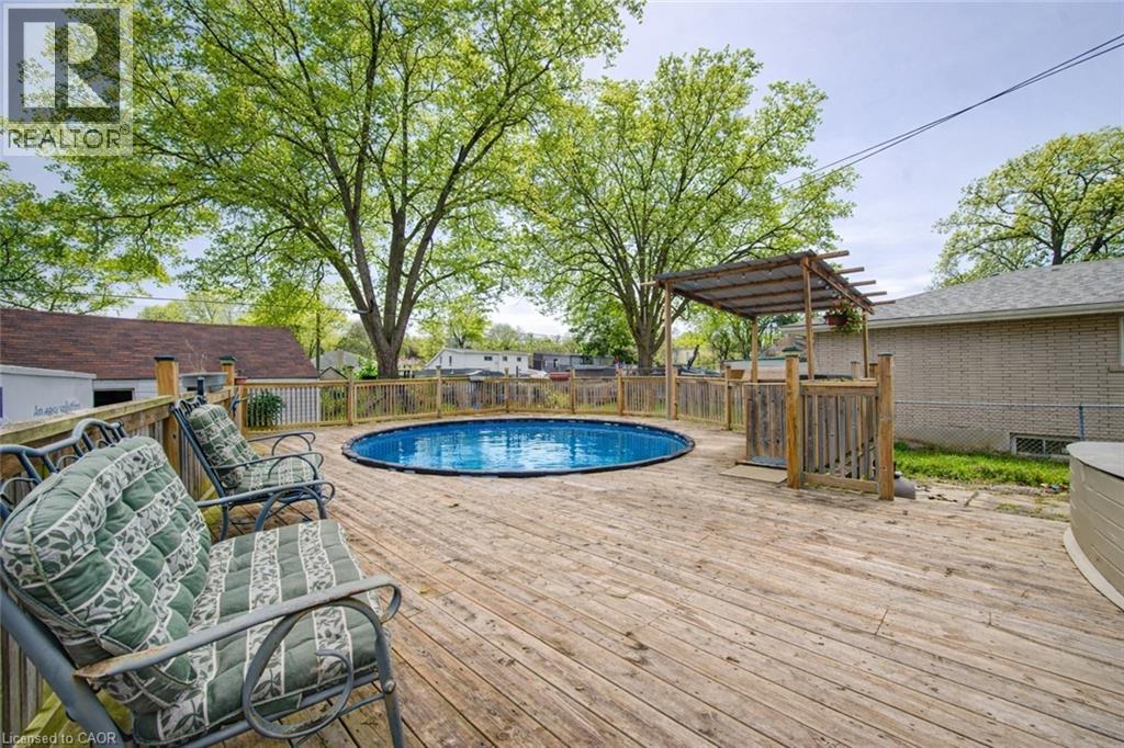 18 KAY Street thumbnail 3