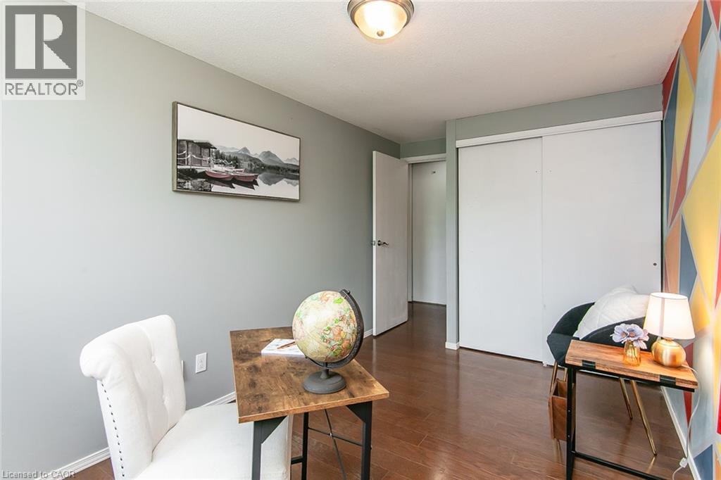 30 AVALON Place Unit# 203 thumbnail 32