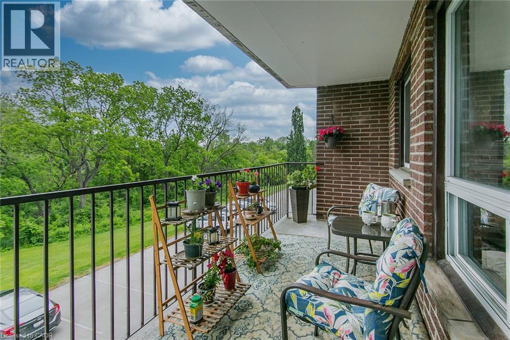 30 AVALON Place Unit# 203 thumbnail 38