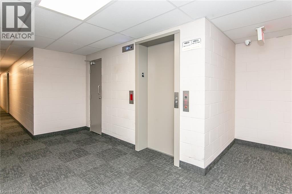 30 AVALON Place Unit# 203 thumbnail 6