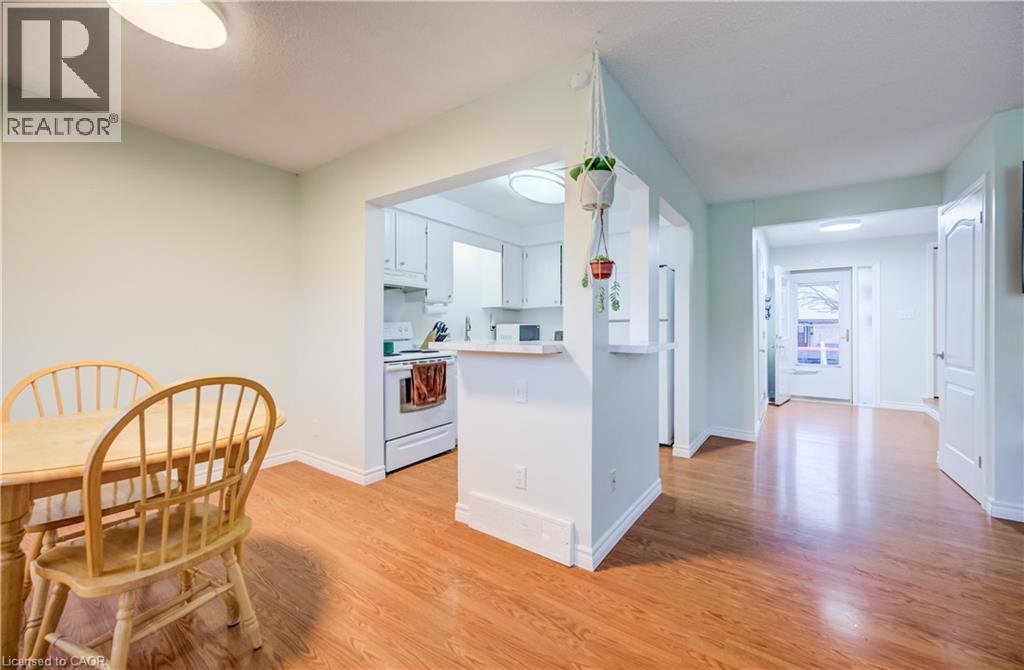 20 WESTMOUNT Mews thumbnail 11