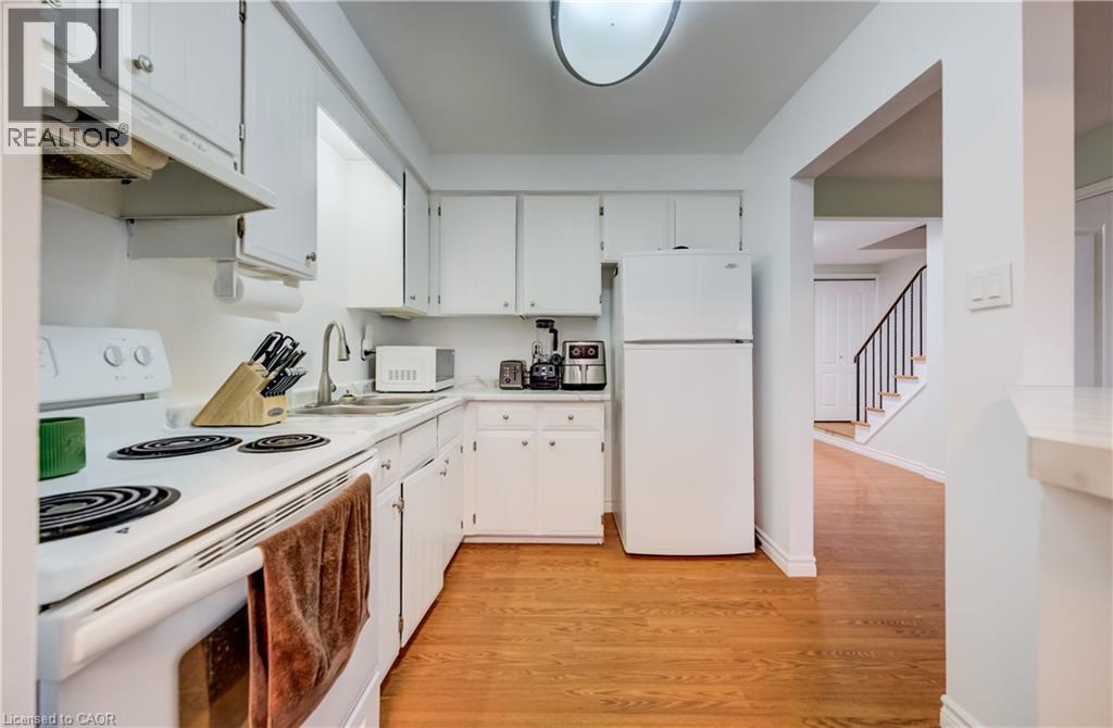 20 WESTMOUNT Mews thumbnail 12