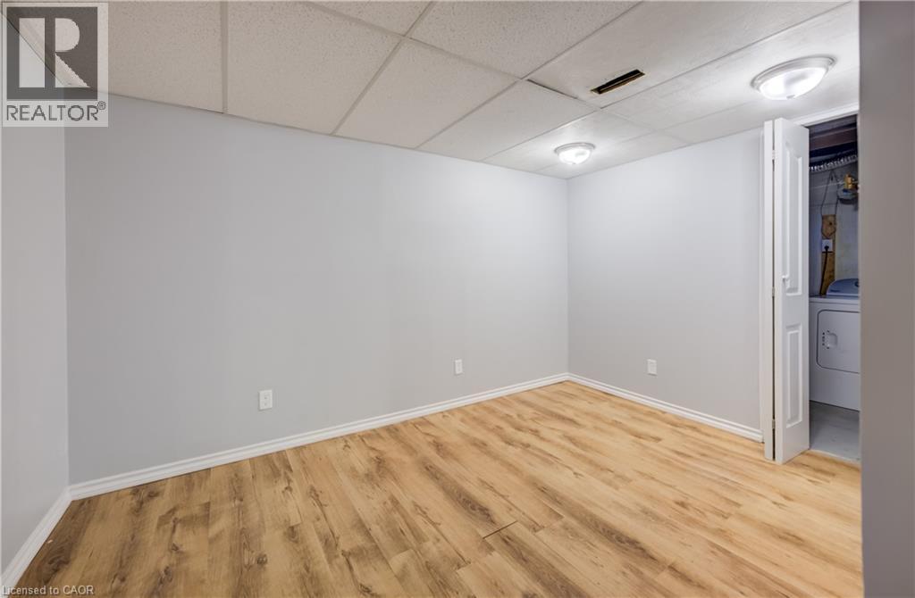 20 WESTMOUNT Mews thumbnail 21