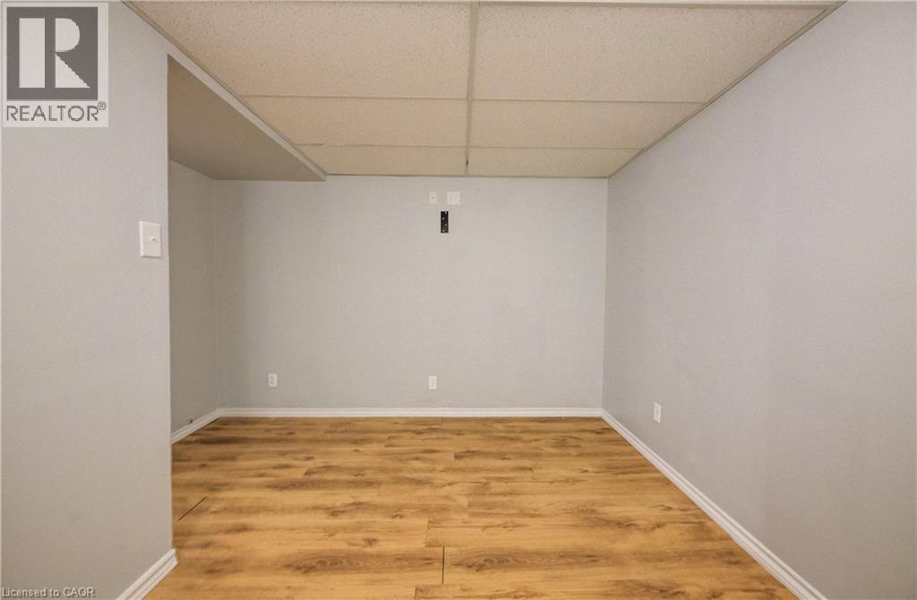 20 WESTMOUNT Mews thumbnail 22