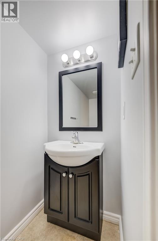 20 WESTMOUNT Mews thumbnail 24