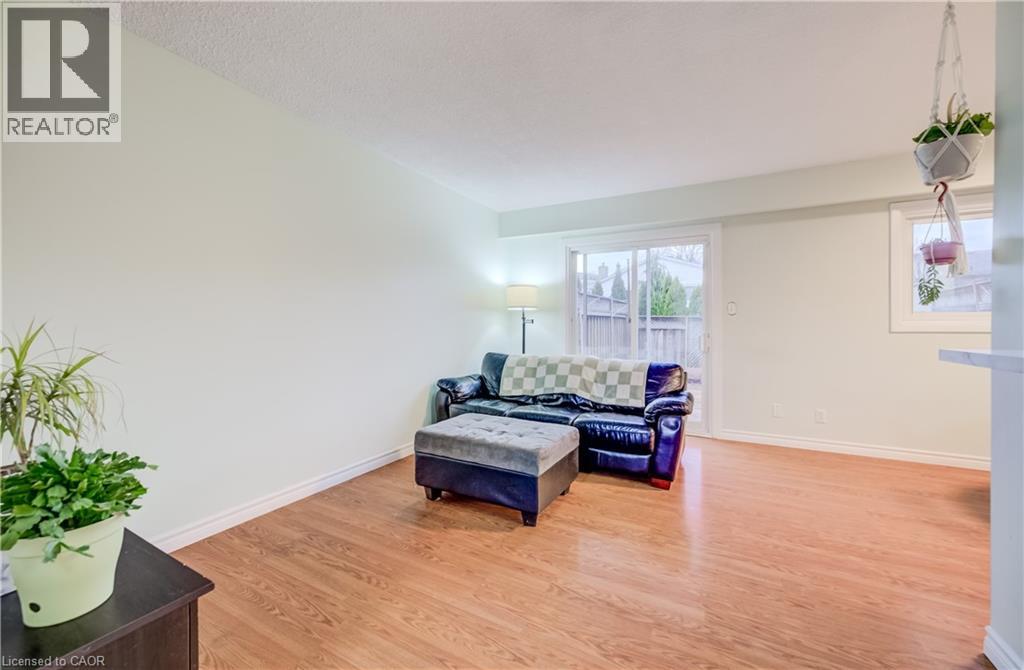 20 WESTMOUNT Mews thumbnail 5