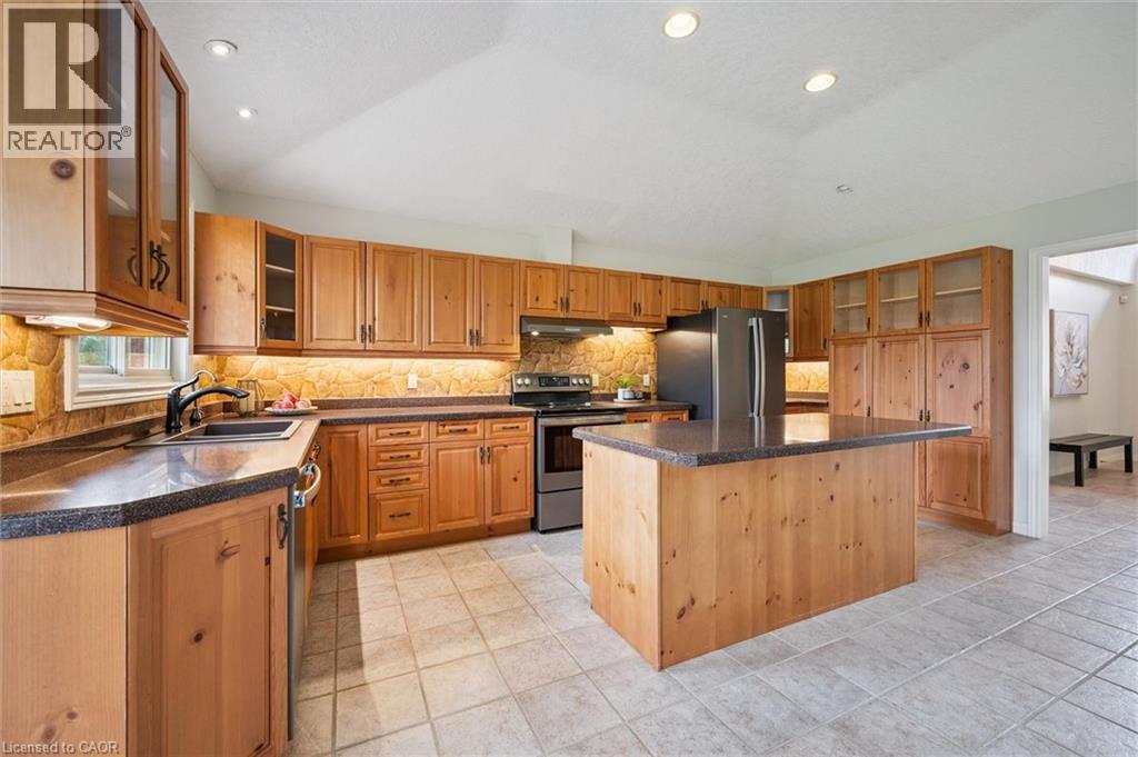 152 GOLF LINKS Drive thumbnail 15