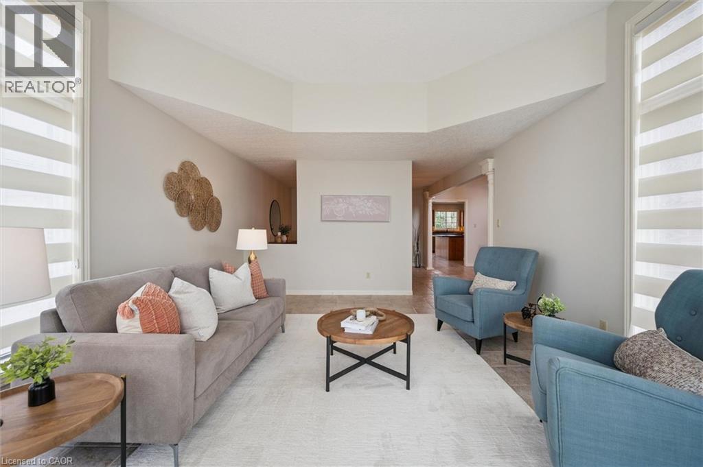 152 GOLF LINKS Drive thumbnail 5