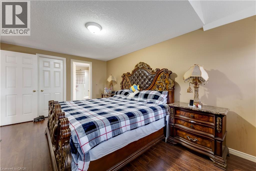 924 COPPER LEAF Crescent thumbnail 16