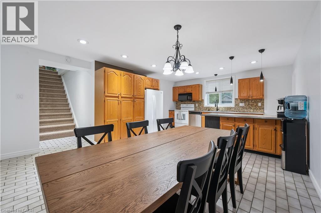 22 CHARLES Street thumbnail 11