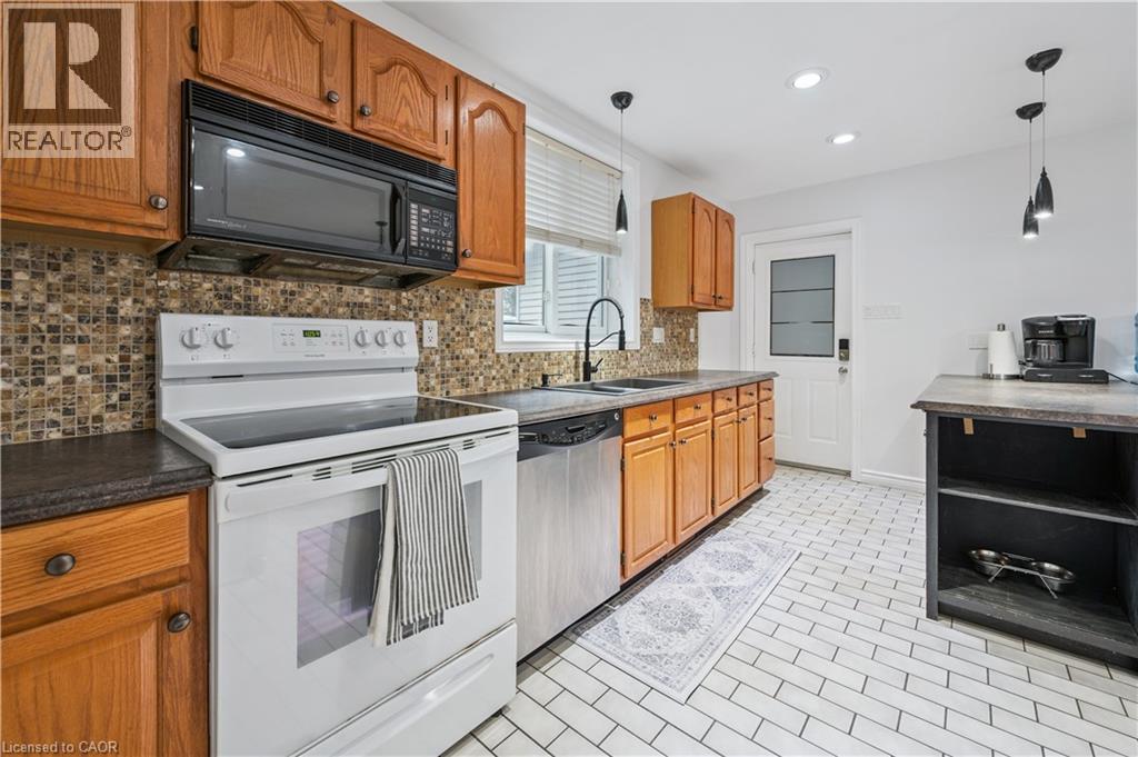 22 CHARLES Street thumbnail 13