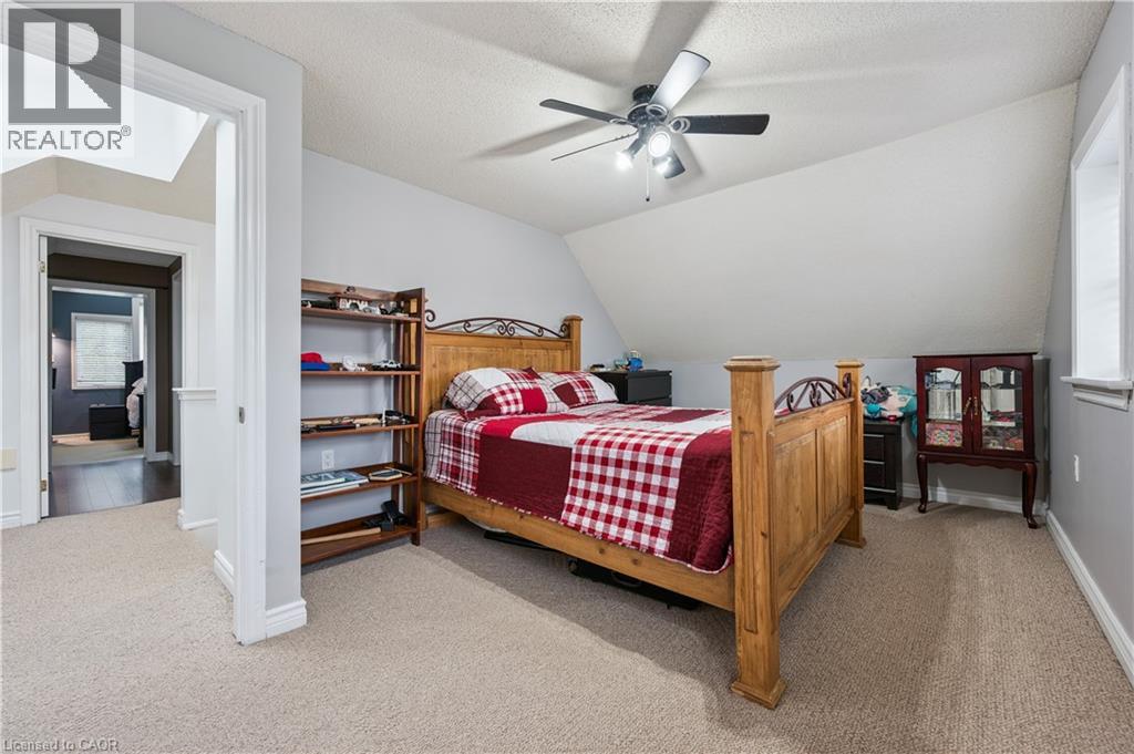 22 CHARLES Street thumbnail 18