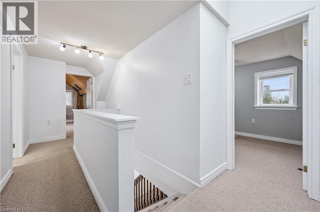 22 CHARLES Street thumbnail 26