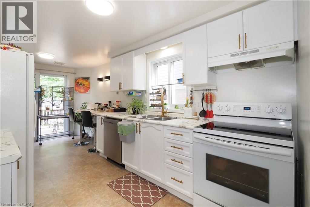 429 EXMOOR Street thumbnail 13