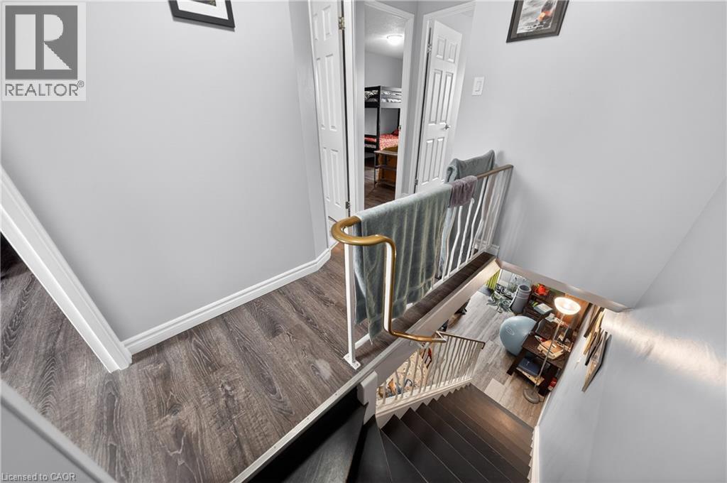 144 JANSEN Avenue Unit# 10 thumbnail 12